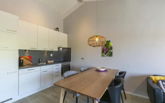 Nice Apartment With Balcony