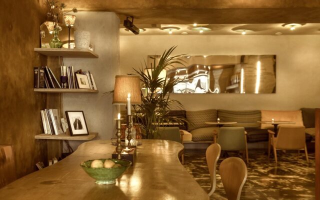 Hôtel La Nouvelle République & Hammam