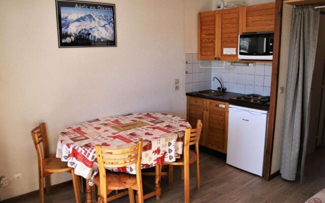 Appartement Auris, 1 pièce, 4 personnes - FR-1-297-58