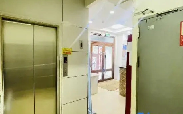 Urumqi Hanlin Business Hotel