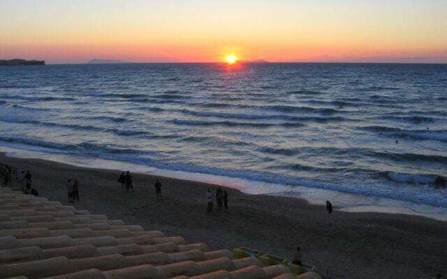 Pelagia Sea Side