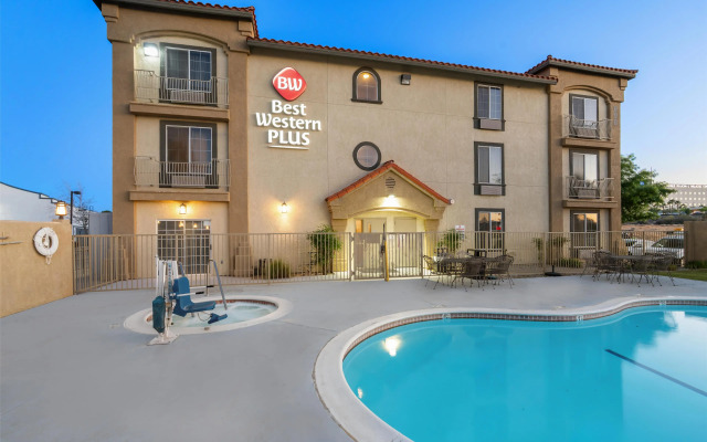 Best Western Plus John Jay Inn & Suites