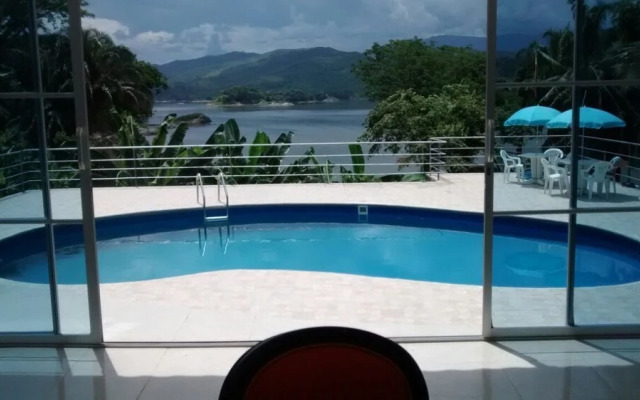 Casa Cristal Floresta