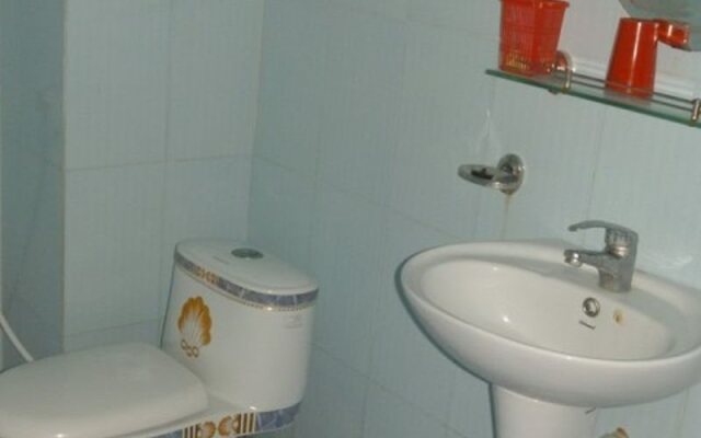 Phong Lan Hotel