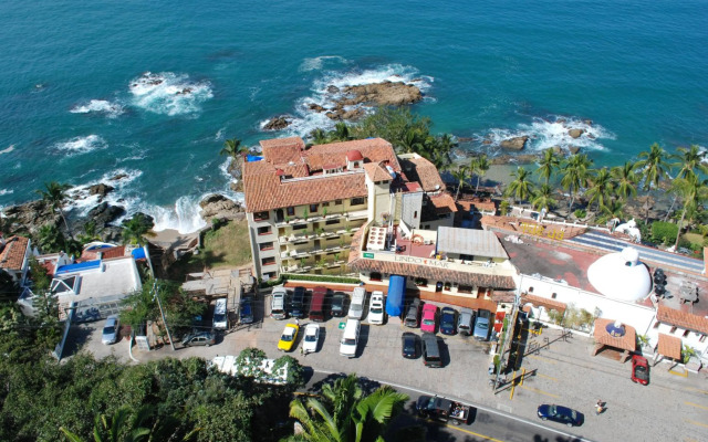 Lindo Mar Resort