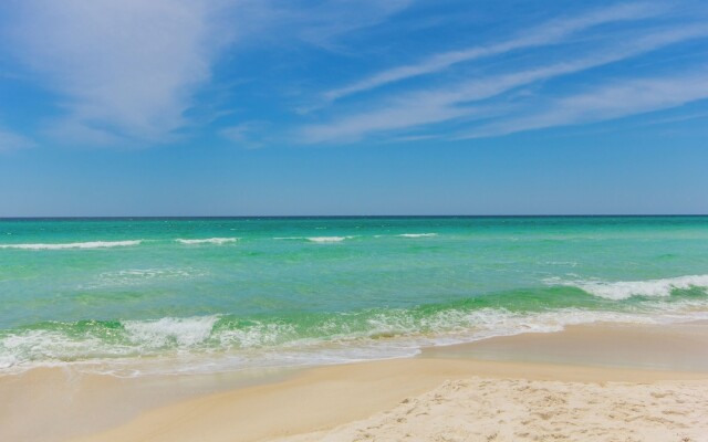 Escape to Sand Dollar Holler: Coastal Retreat, 3 Beds, 2.5 Baths, Sleeps 10!