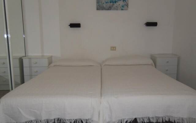 Apartamentos Isa I
