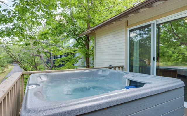 Fire Pit & Pool Access: Margaritaville Home!