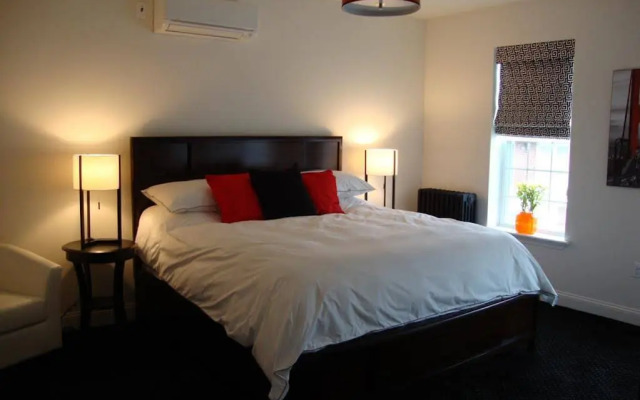 BlancNoir Bed & Breakfast