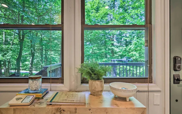 'sweetfern' Gouldsboro Cabin: Deck + Lake Access