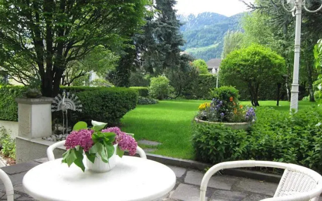 Villa Maria
