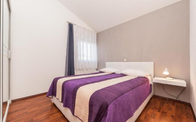 Apartments Danijela 2