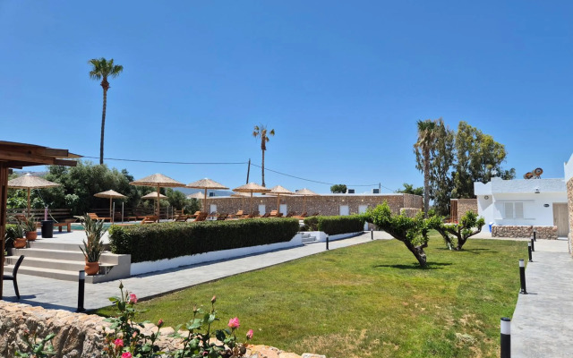 Villa Andrews Hotel