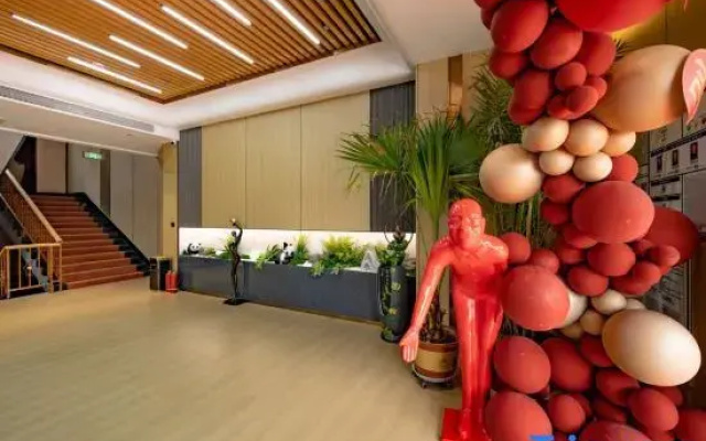 Yichuan Shengyuan Business Hotel