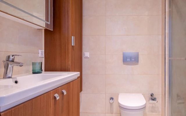 Modern Flat With Balcony Near Uniq Istanbul
