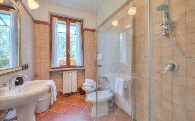 Borgo Belvedere Apartment With Lake View