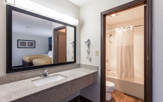 Executive Inn Farmington