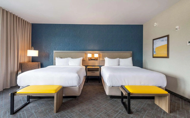 Comfort Inn and Suites