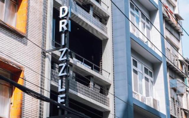 Hotel Drizzle