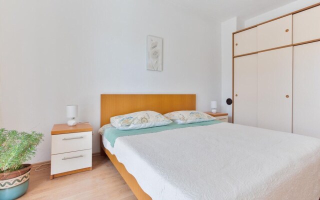 Awesome Apartment in Petrcane With Wifi and 1 Bedrooms