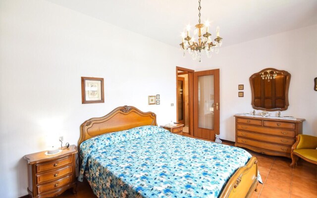 Amazing Apartment in Albenga With Wifi and 2 Bedrooms