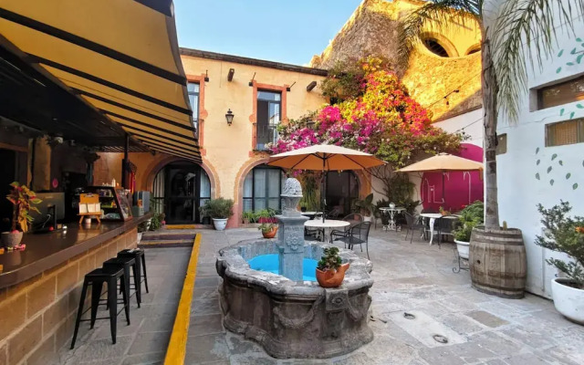 Hotel Punto 79
