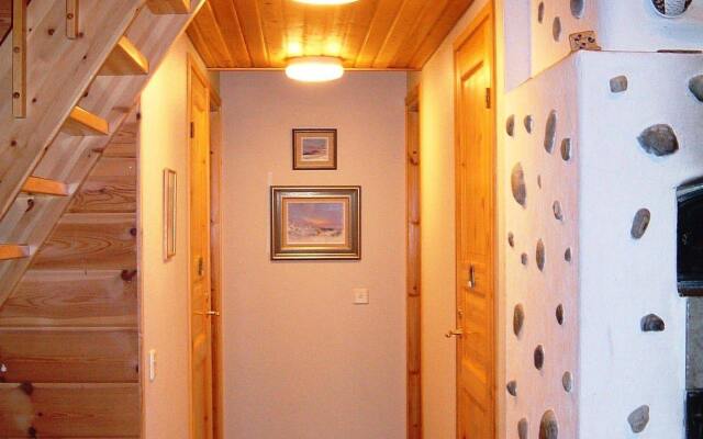 Arctic Light Apartments