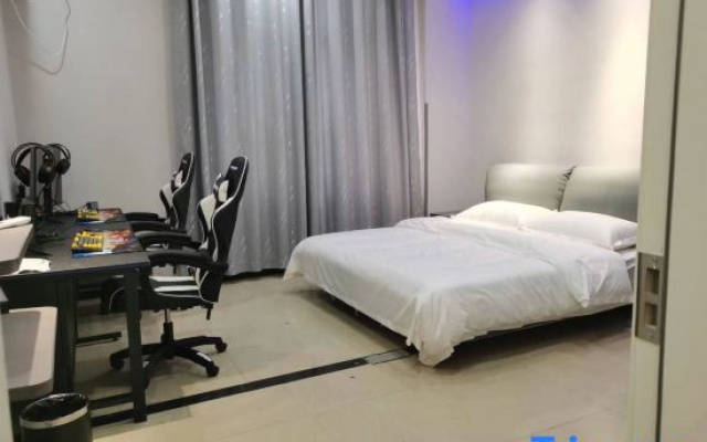 Zhenxiong Zhongwei Wangyu Homestay (Deting Fortune Plaza)