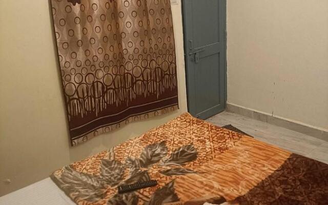 POP 80567 H Sk Hotel Restaurant