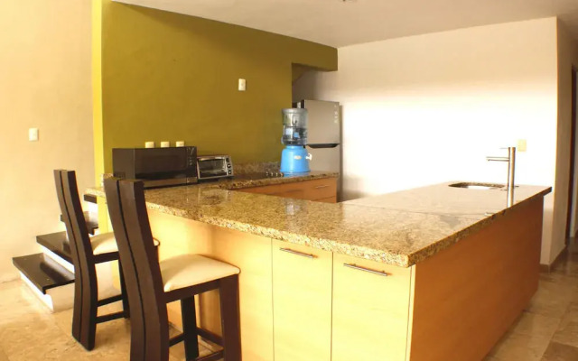 Ocean Plaza 11 by Praia