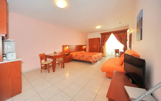 Pelopas Resort Apartments