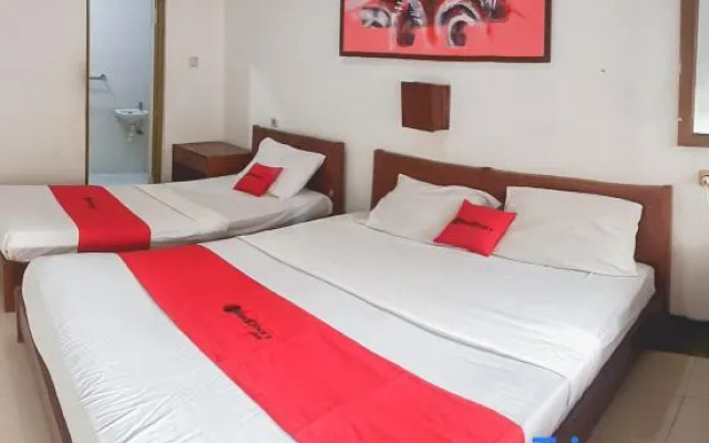 RedDoorz Plus at Hotel Sofia Pangandaran – Guest Rooms – Pangandaran
