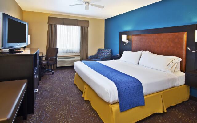 Holiday Inn Express Mackinaw City, an IHG Hotel