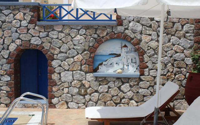 Hotel Thira
