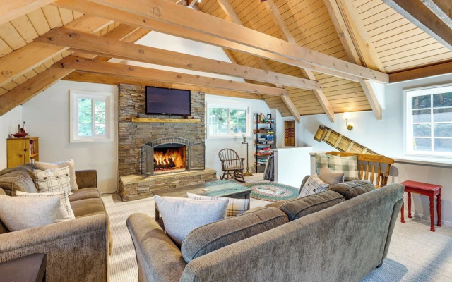 Stunning Getaway in Lake Arrowhead!