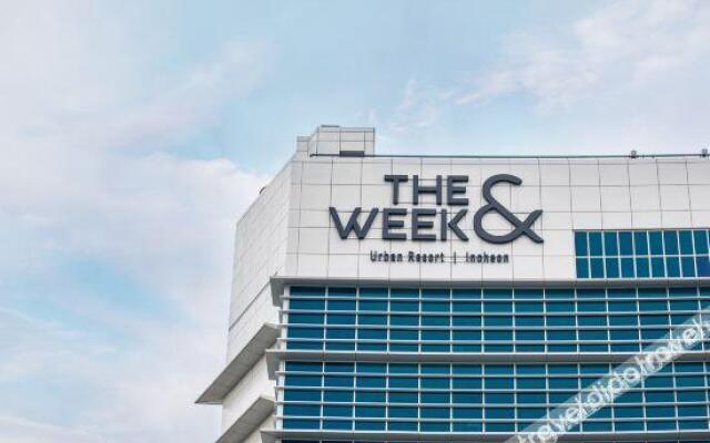 The Week& Resort