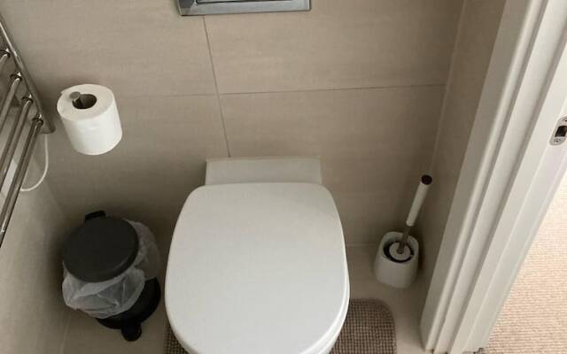 Stunning 3-bed, 3-bath Apartment in Southampton