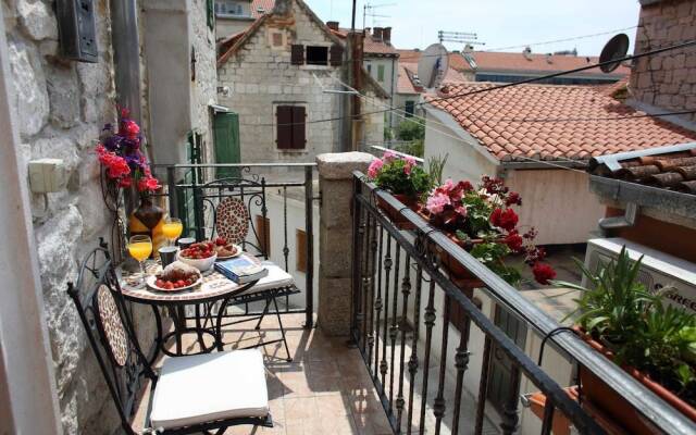 Apartments Zecic