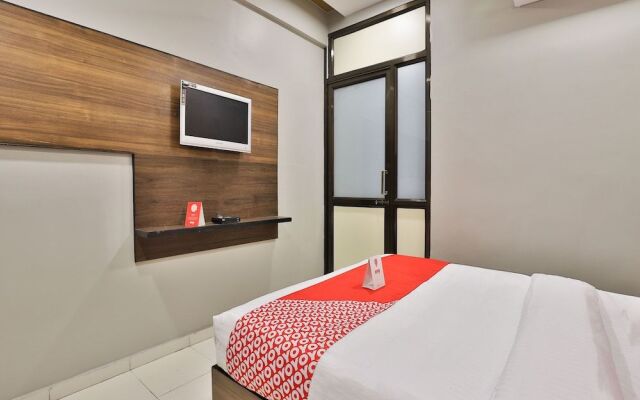 OYO 10501 Hotel Amber