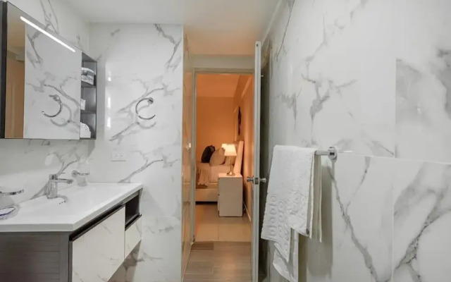 Beachfront Condo in Juan Dolio Sleeps 6