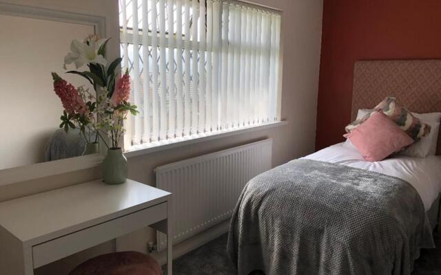 Welsh Private Getaway Home - 10mins to BikeParkWales