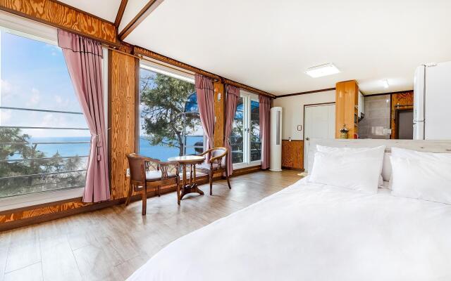 Namhae barameundeok Pension