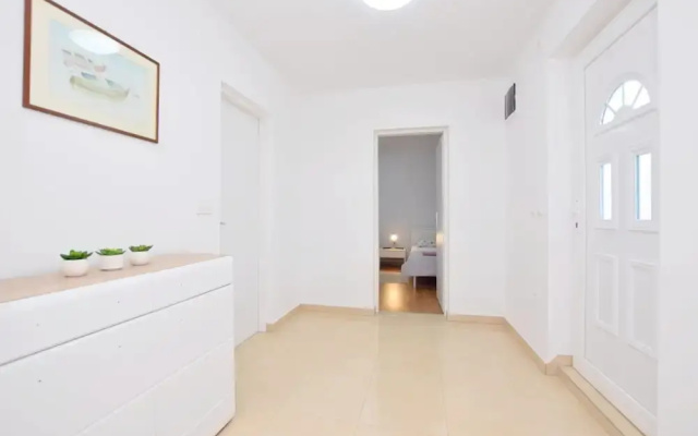 Apartment Maja