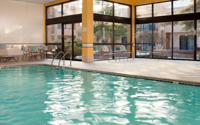 Courtyard by Marriott Southfield