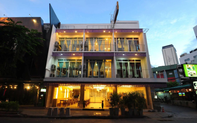 Orchid Hostel