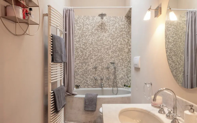 BnButler - Pontaccio 4 con terrazzo