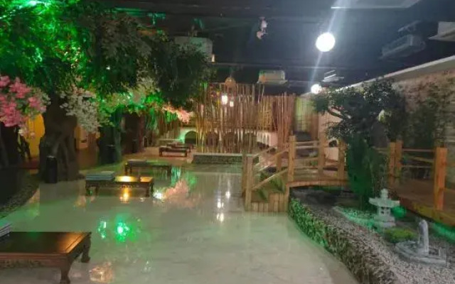 AnXin qianshuiwan hotel
