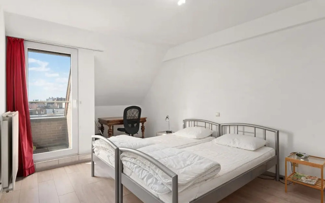 Beautiful Apartment Near Center