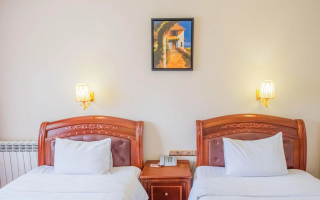 Cron Palace Tbilisi Hotel