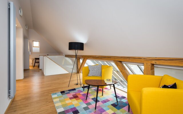 EMPIRENT Rose Apartments
